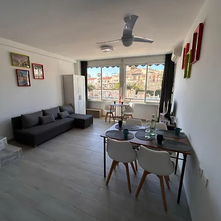 Spacious, Two-storey Paraiso Del Mar With Pool Torrevieja