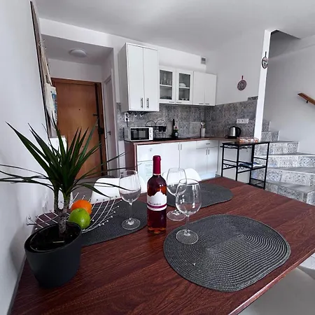 Apartman Spacious, Two-storey Paraiso Del Mar With Pool